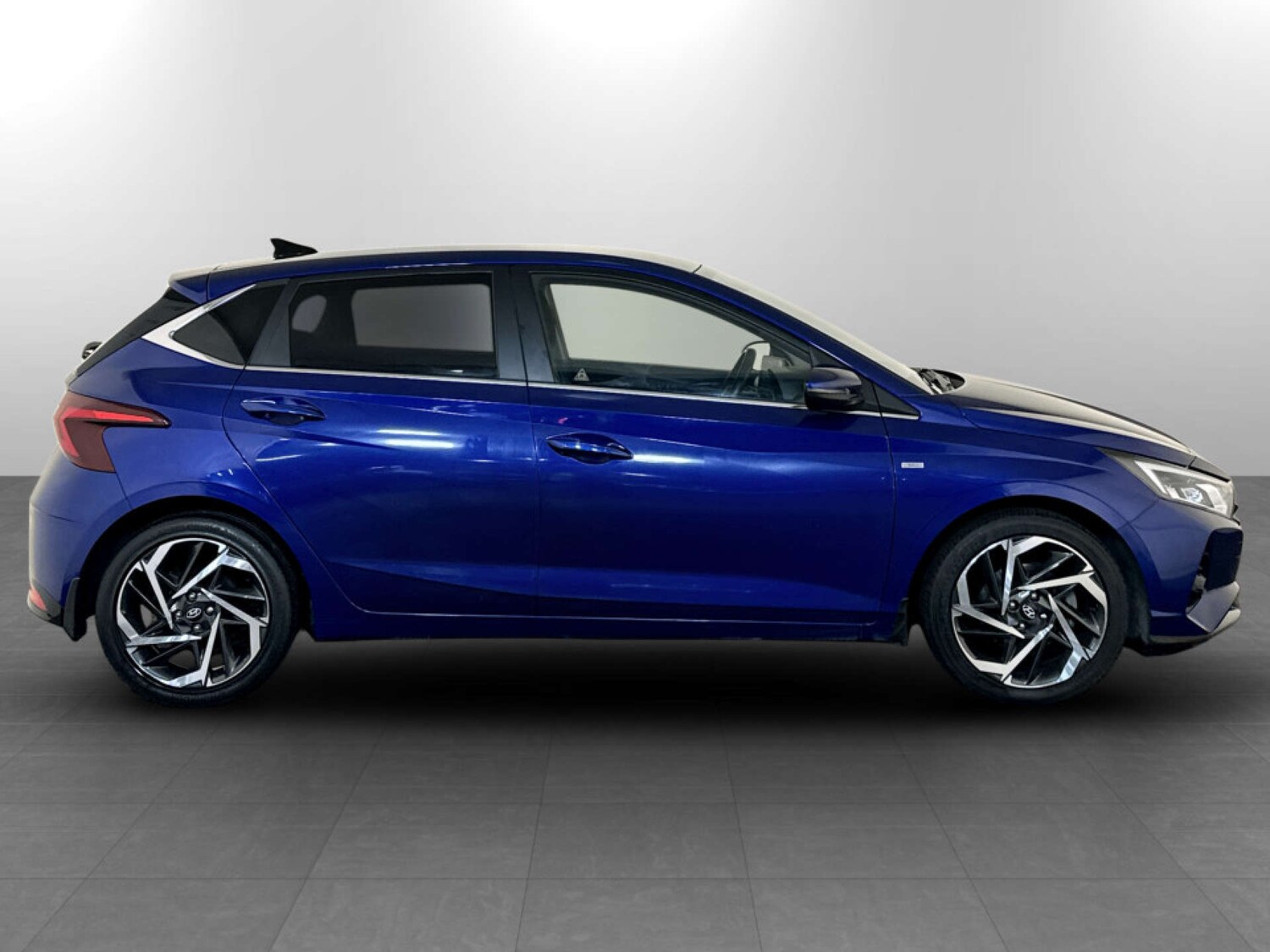 Used Hyundai i20 2021 for sale - 77368190: Photo 11