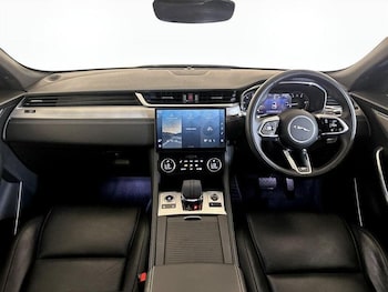 Used Jaguar F-Pace 2021 for sale - 75730822: Photo