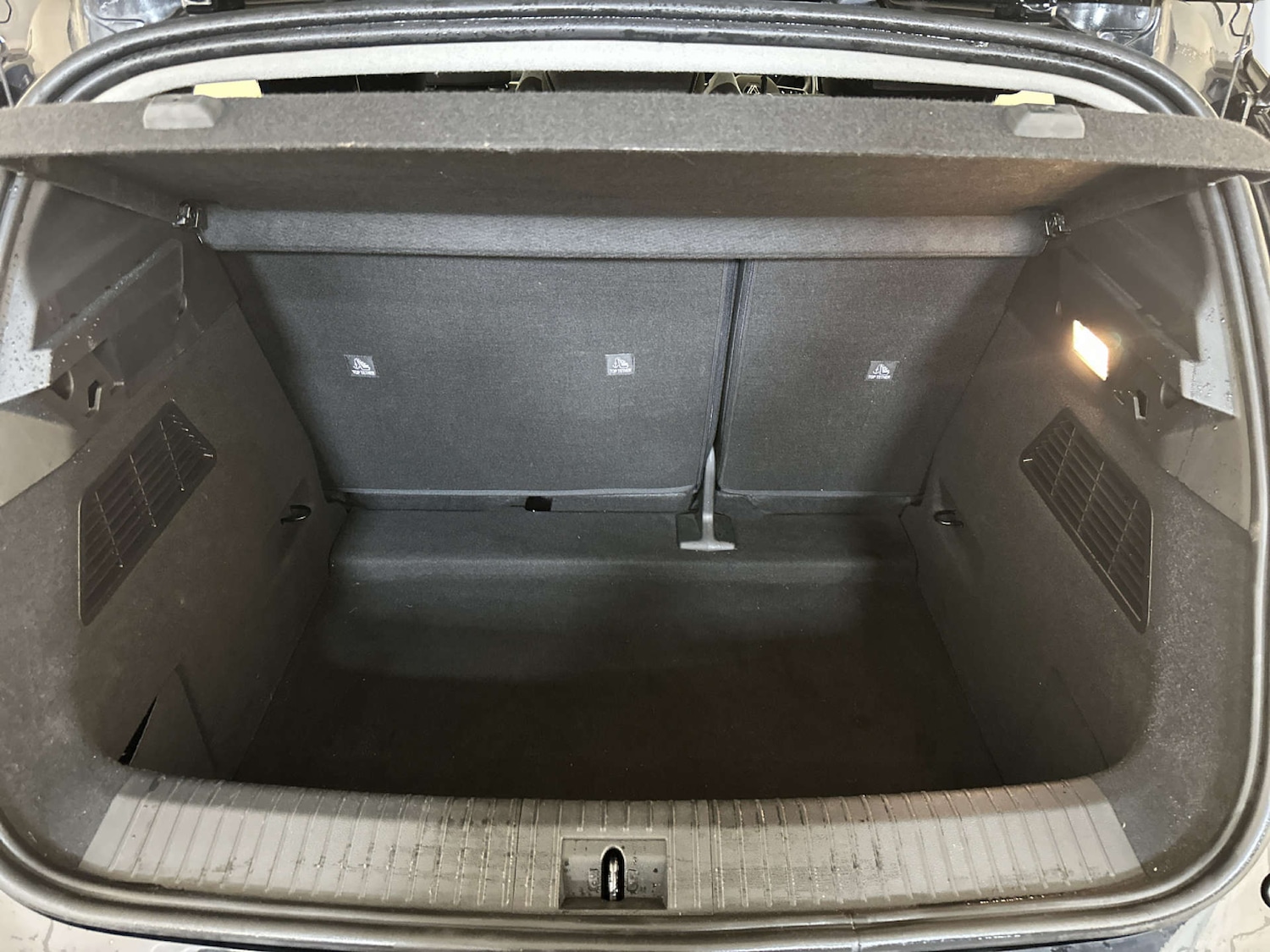 Used Renault Megane E Tech 2022 for sale - 77877309: Photo 14