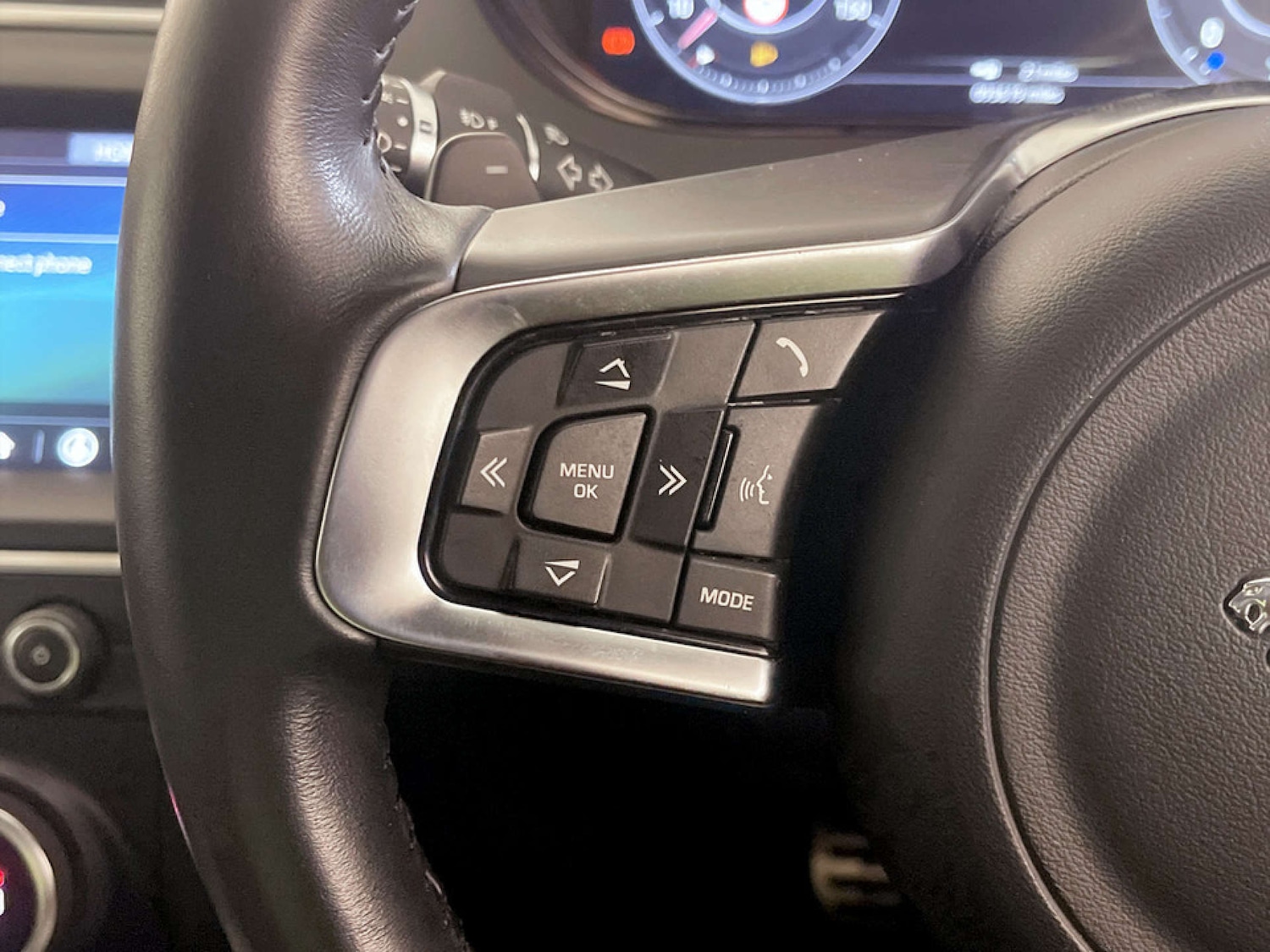 Used Jaguar E-Pace 2020 for sale - 77262729: Photo 17