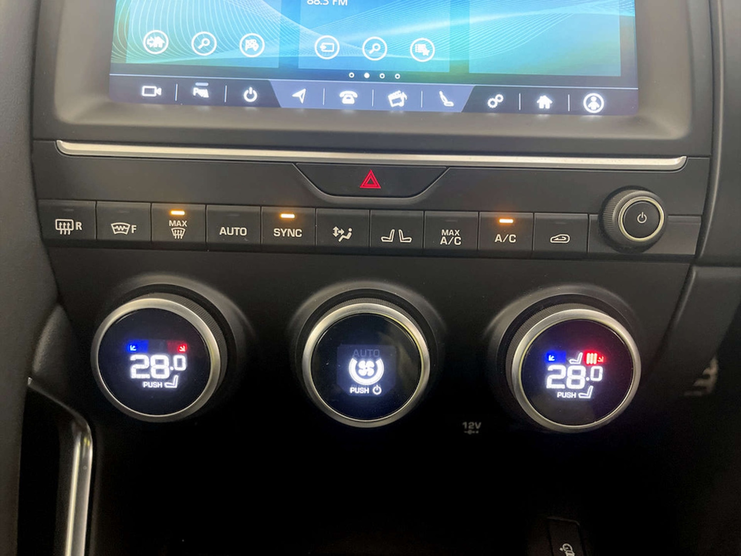 Used Jaguar E-Pace 2020 for sale - 77262729: Photo 25