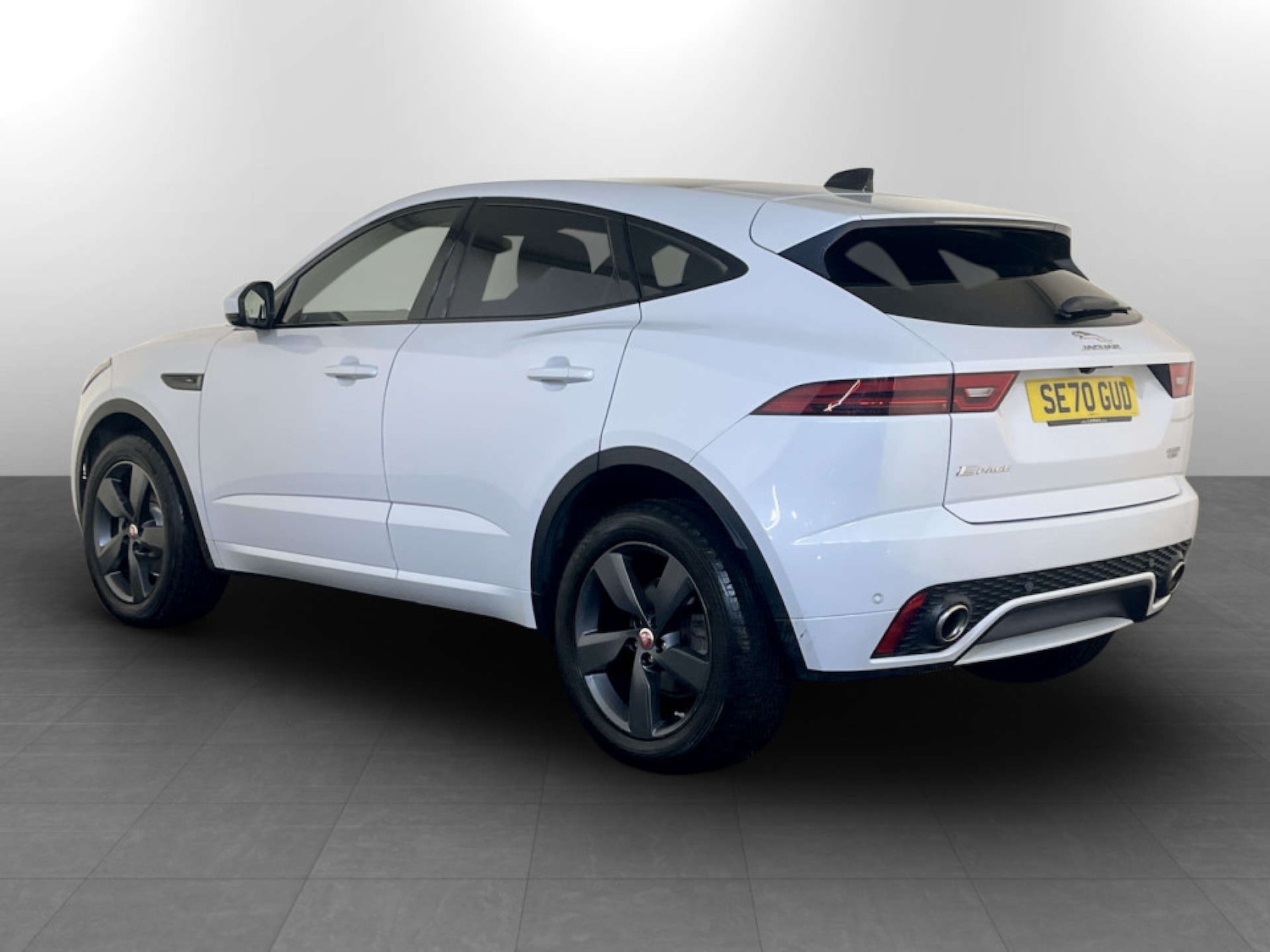 Used Jaguar E-Pace 2020 for sale - 77262729: Photo 8