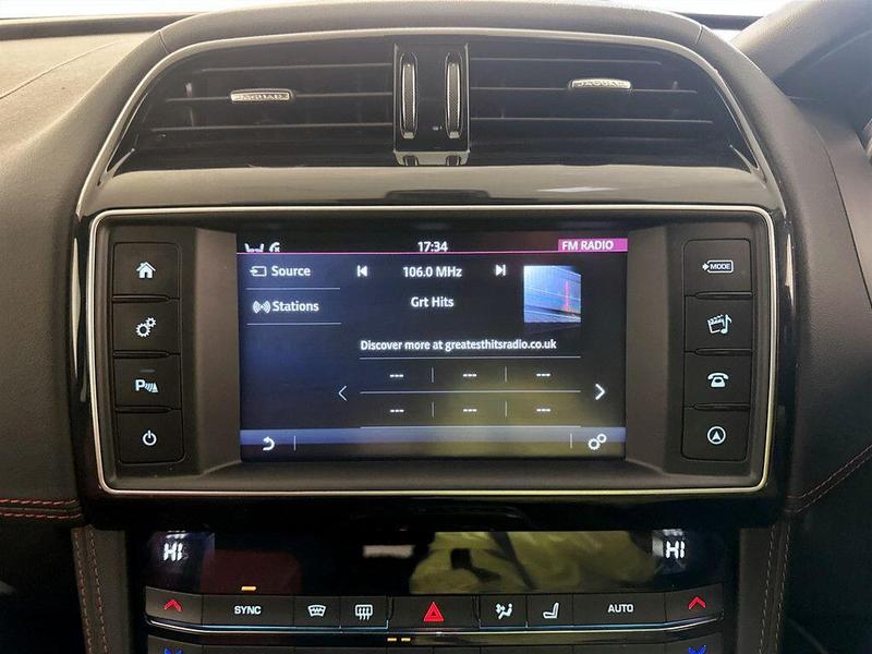 Used Jaguar F-Pace 2018 for sale - 76641139: Photo 22