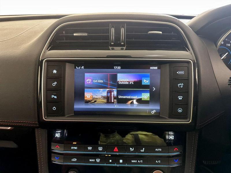 Used Jaguar F-Pace 2018 for sale - 76641139: Photo 23