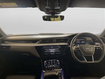 Used Audi e-tron 2022 for sale - 77953294: Photo