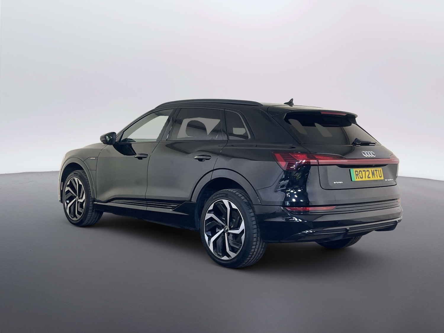 Used Audi e-tron 2022 for sale - 77953294: Photo 8