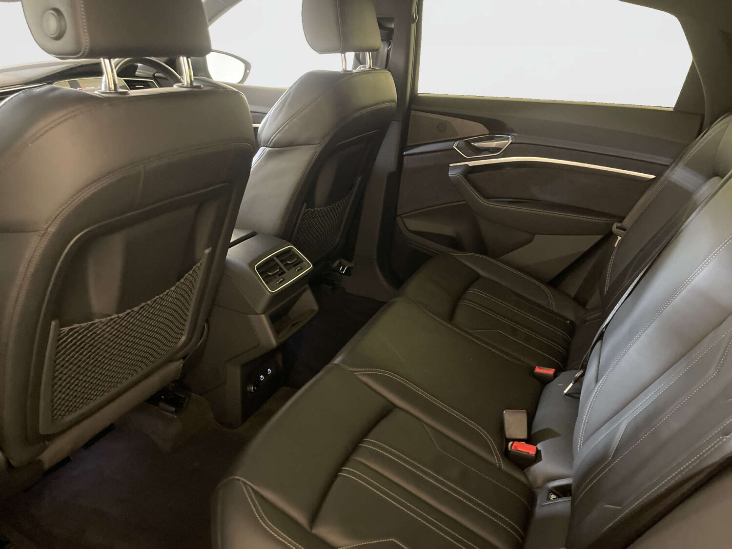 Used Audi e-tron 2022 for sale - 77989932: Photo 14