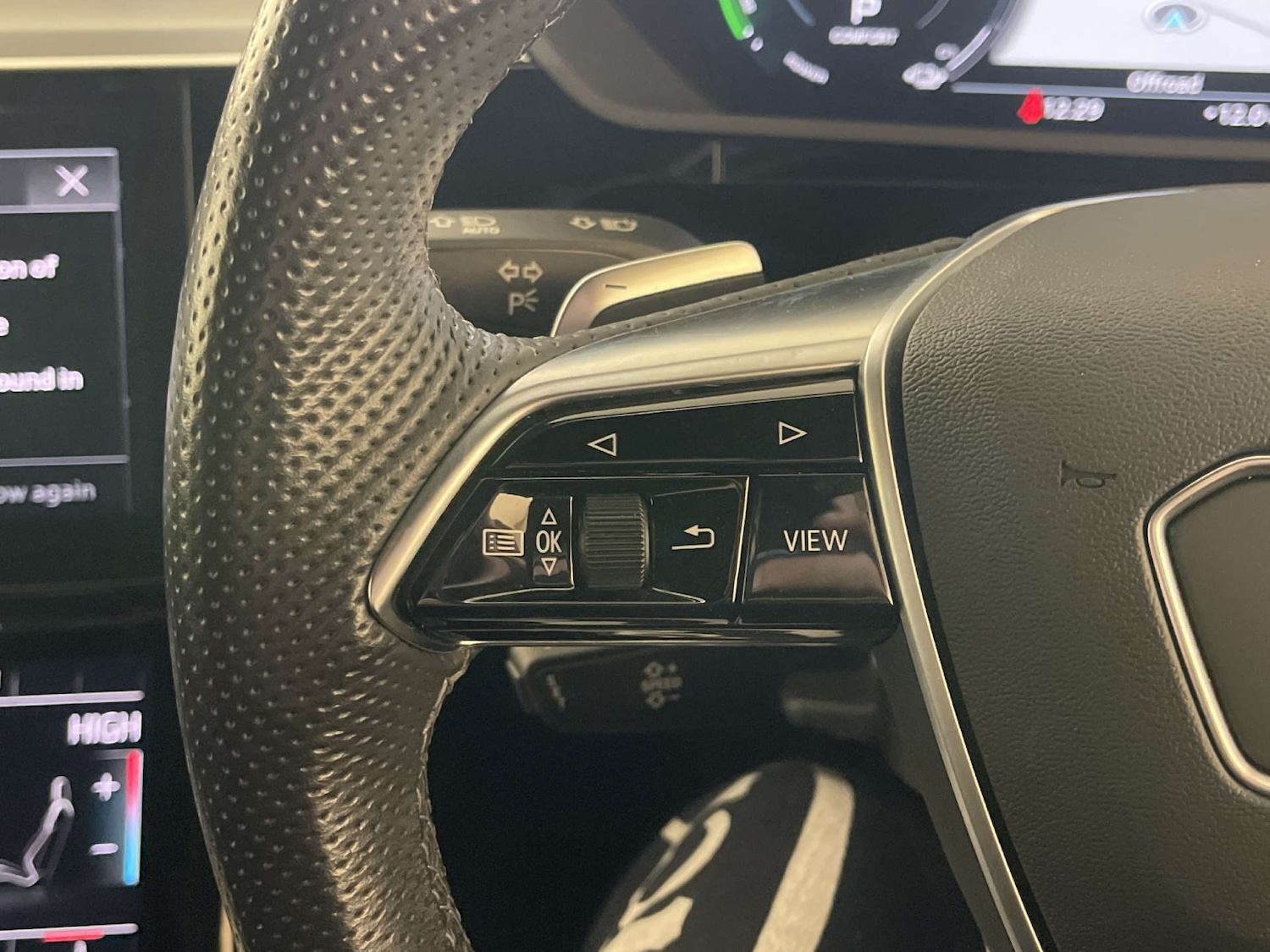 Used Audi e-tron 2022 for sale - 77989932: Photo 17