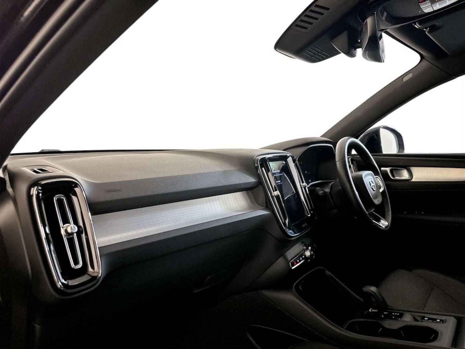 Used Volvo XC40 2023 for sale - 77422826: Photo 12