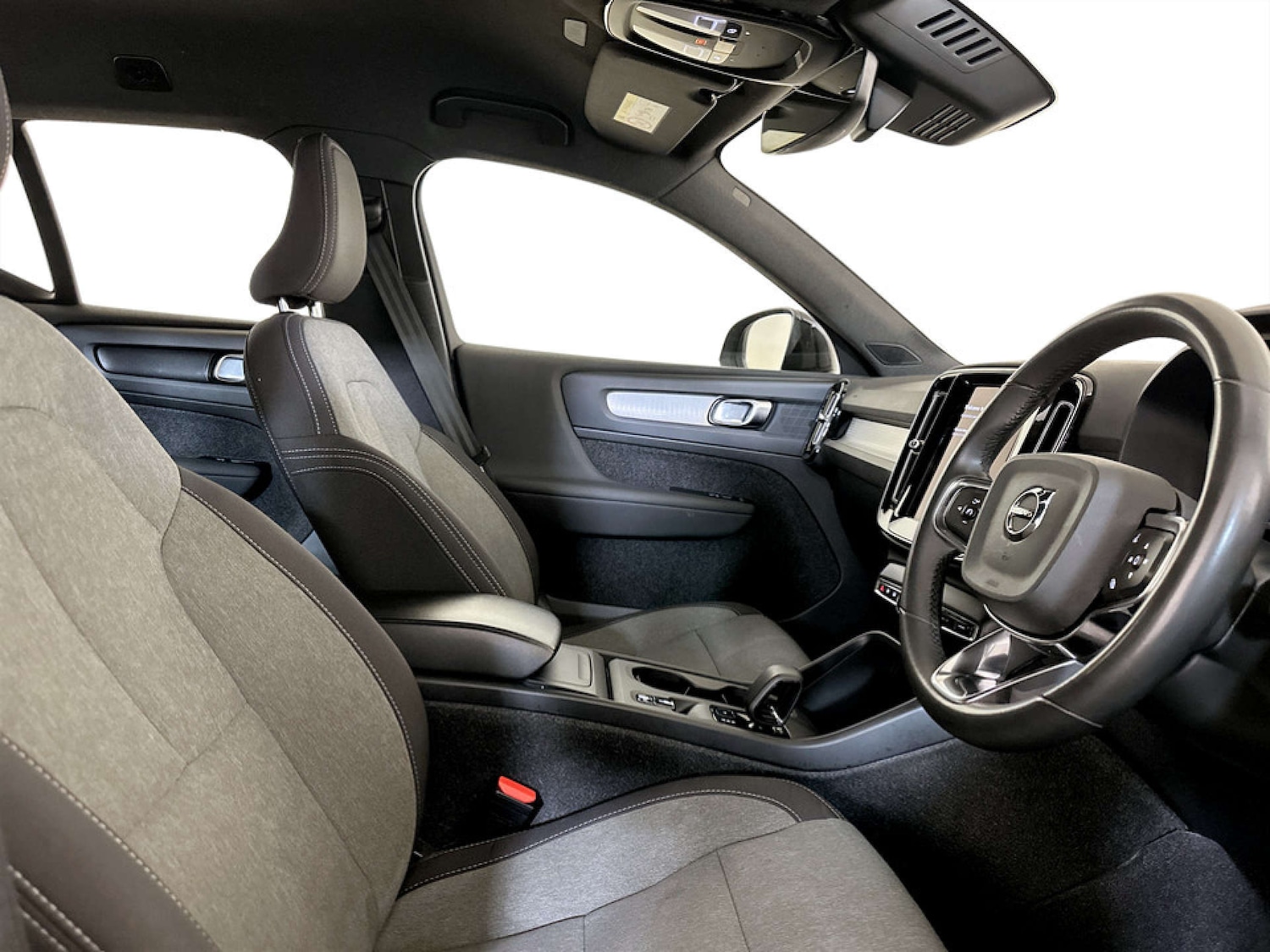 Used Volvo XC40 2023 for sale - 77422826: Photo 13