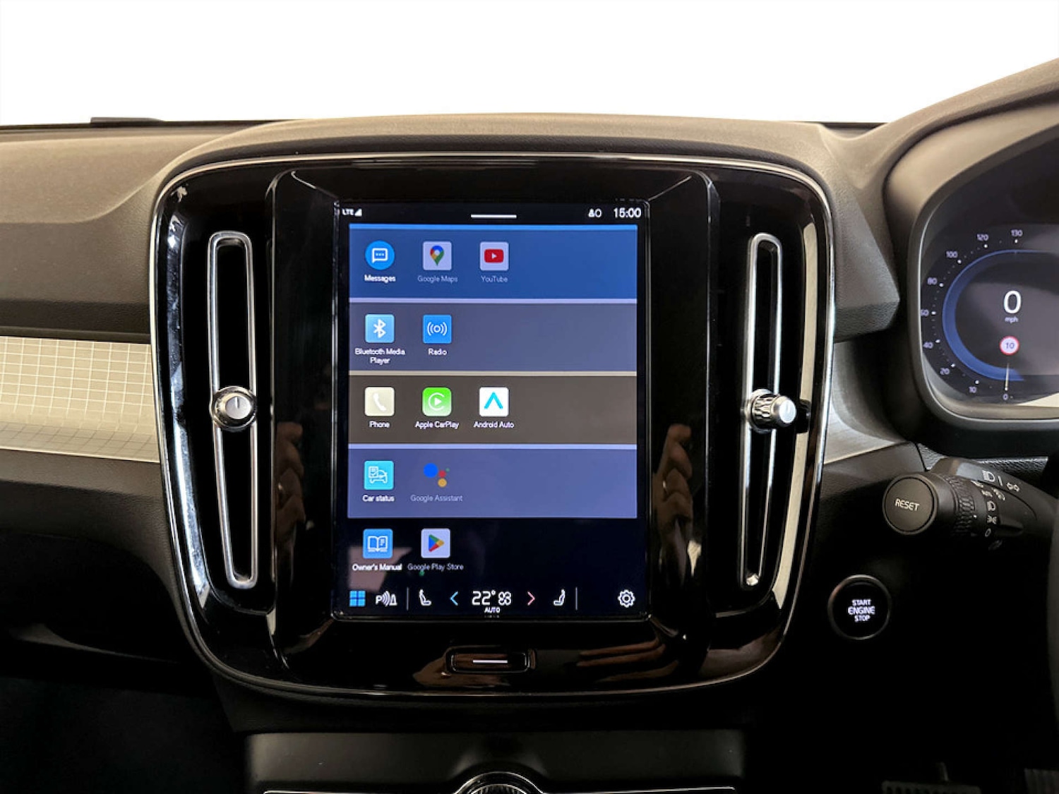 Used Volvo XC40 2023 for sale - 77422826: Photo 22