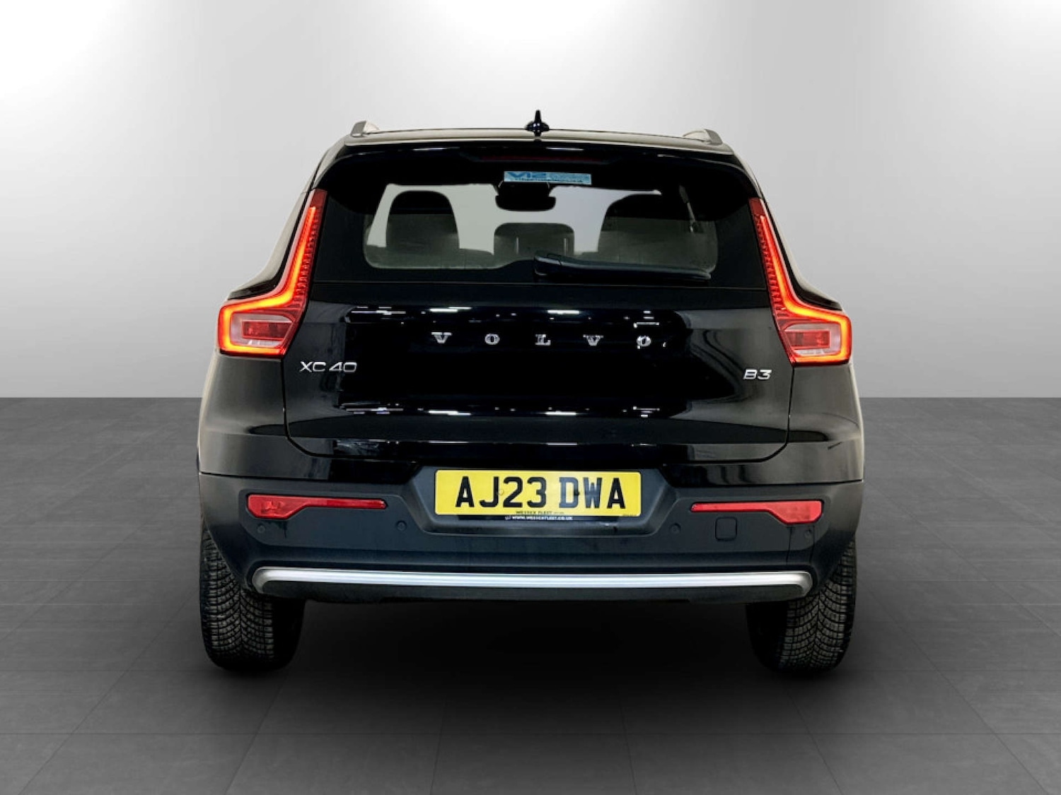 Used Volvo XC40 2023 for sale - 77422826: Photo 9