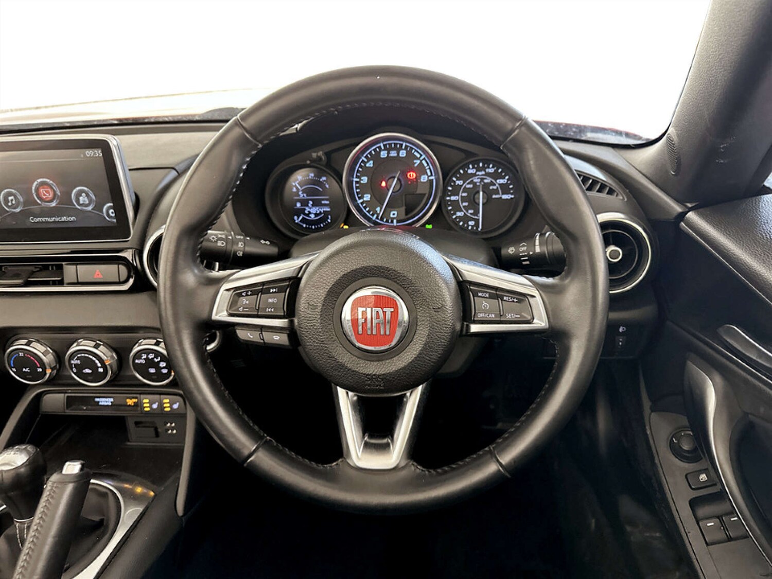 Used Fiat 124 Spider 2016 for sale - 77368299: Photo 16