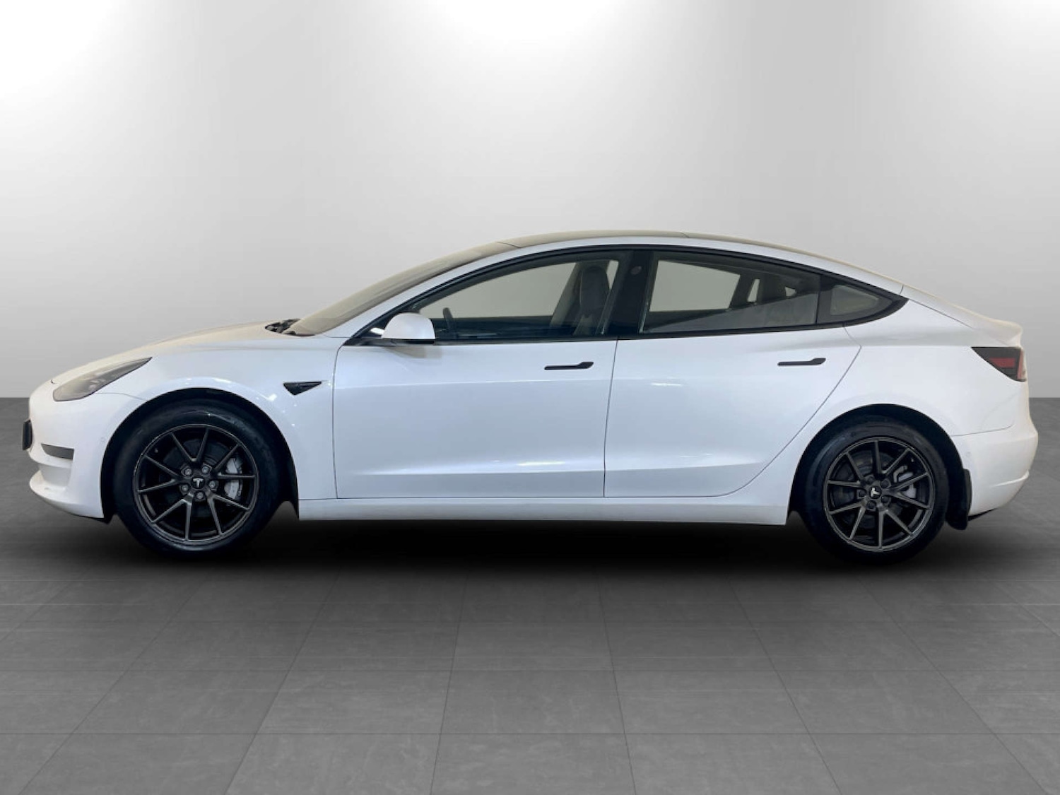 Used Tesla Model 3 2021 for sale - 77385506: Photo 6