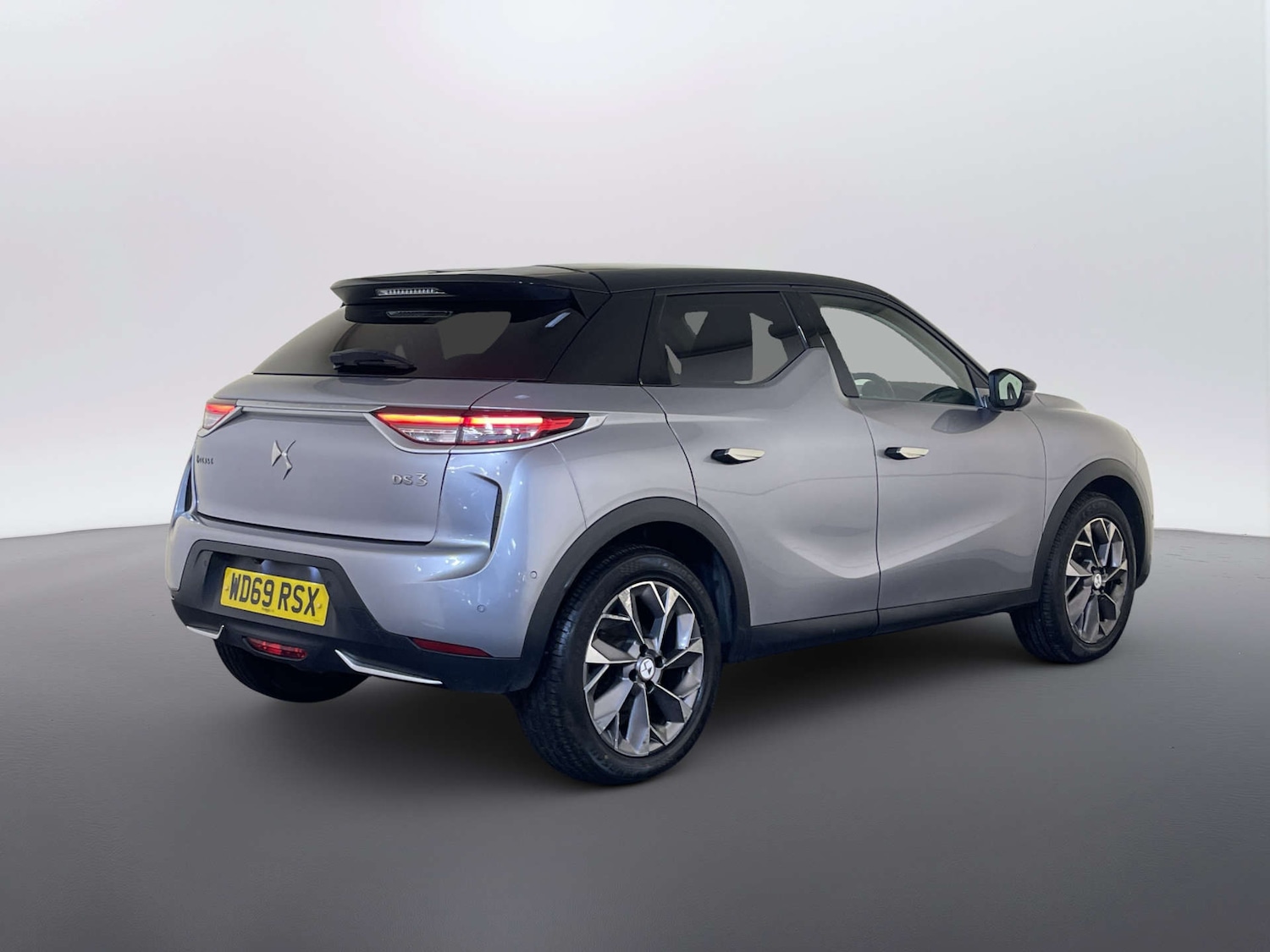 Used DS Automobiles DS 3 Crossback 2020 for sale - 77920768: Photo 10