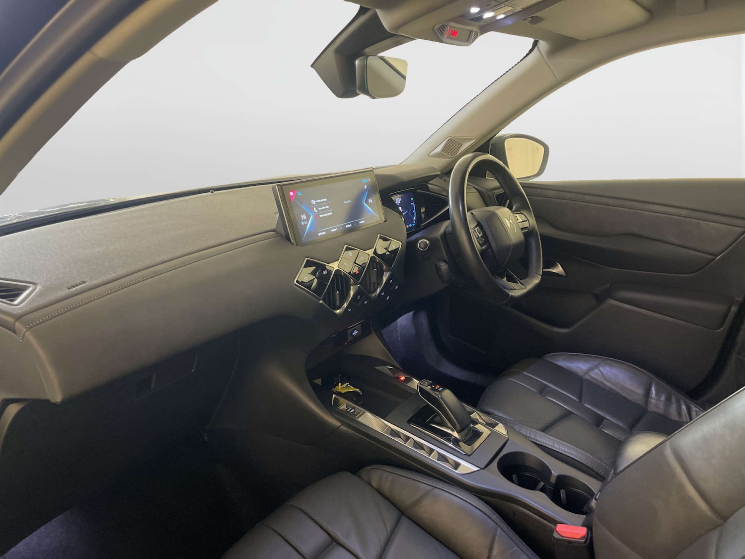 Used DS Automobiles DS 3 Crossback 2020 for sale - 77920768: Photo 12