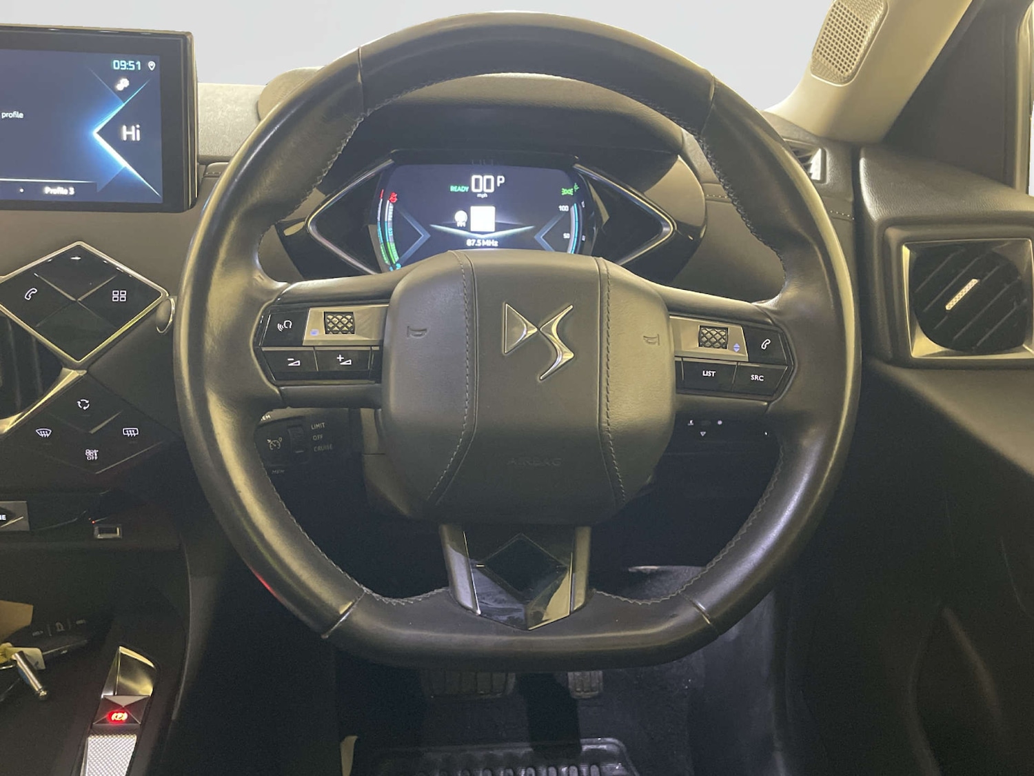 Used DS Automobiles DS 3 Crossback 2020 for sale - 77920768: Photo 16