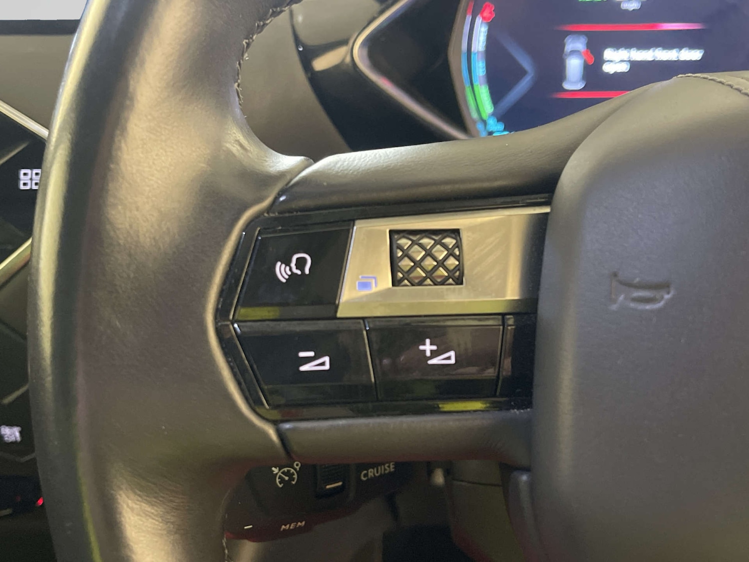 Used DS Automobiles DS 3 Crossback 2020 for sale - 77920768: Photo 17