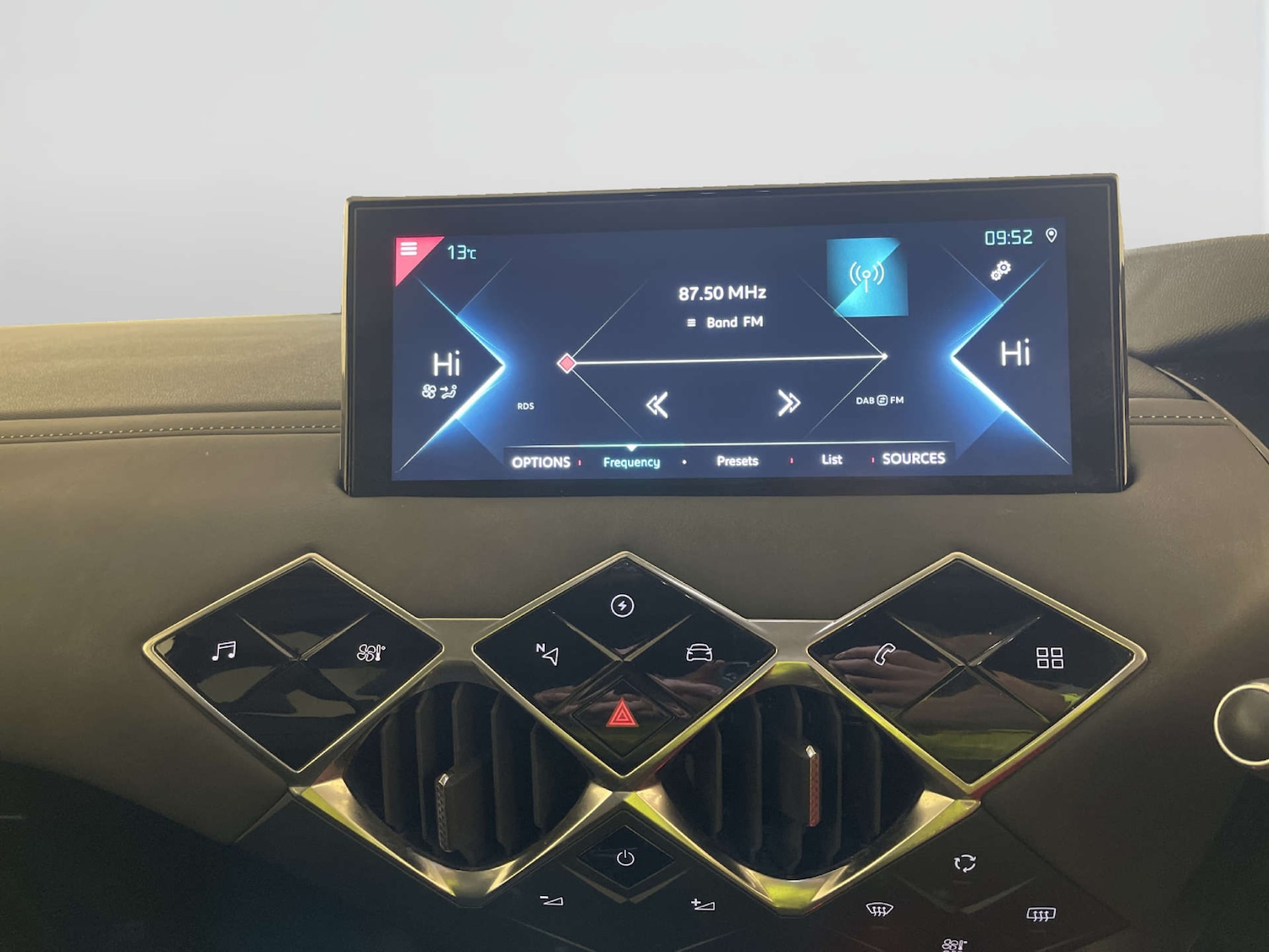 Used DS Automobiles DS 3 Crossback 2020 for sale - 77920768: Photo 23