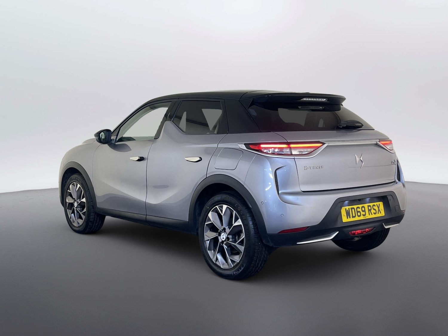 Used DS Automobiles DS 3 Crossback 2020 for sale - 77920768: Photo 8