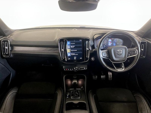 Used Volvo XC40 2020 for sale - 76322277: Photo 3