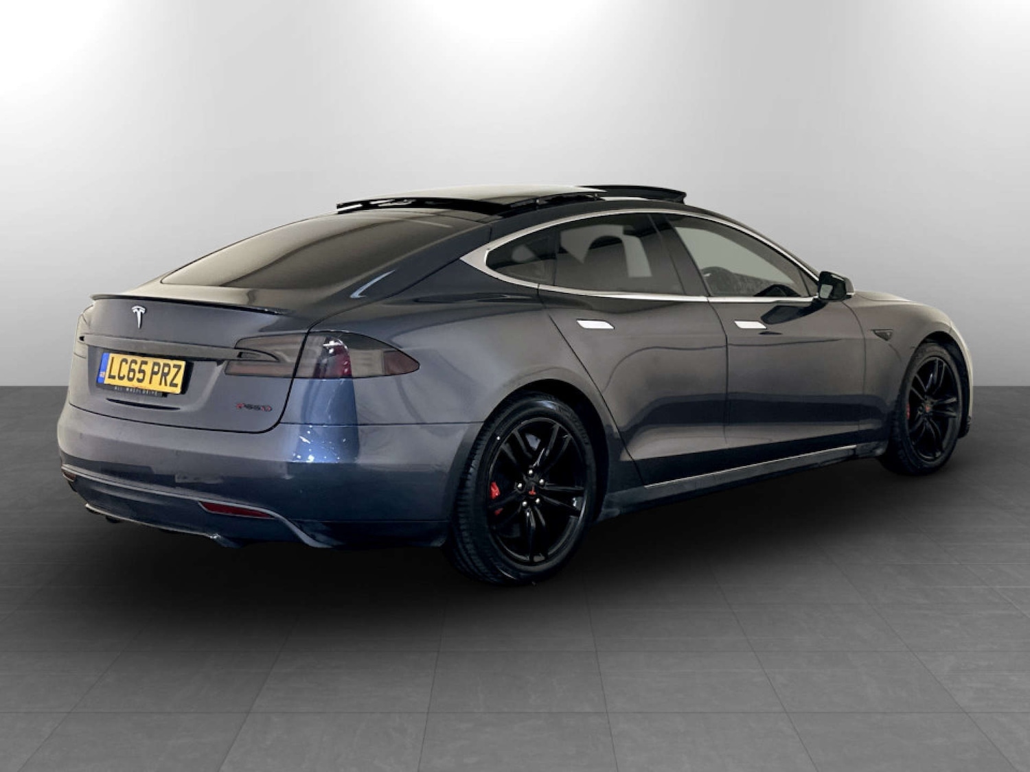 Used Tesla Model S 2015 for sale - 77185029: Photo 10