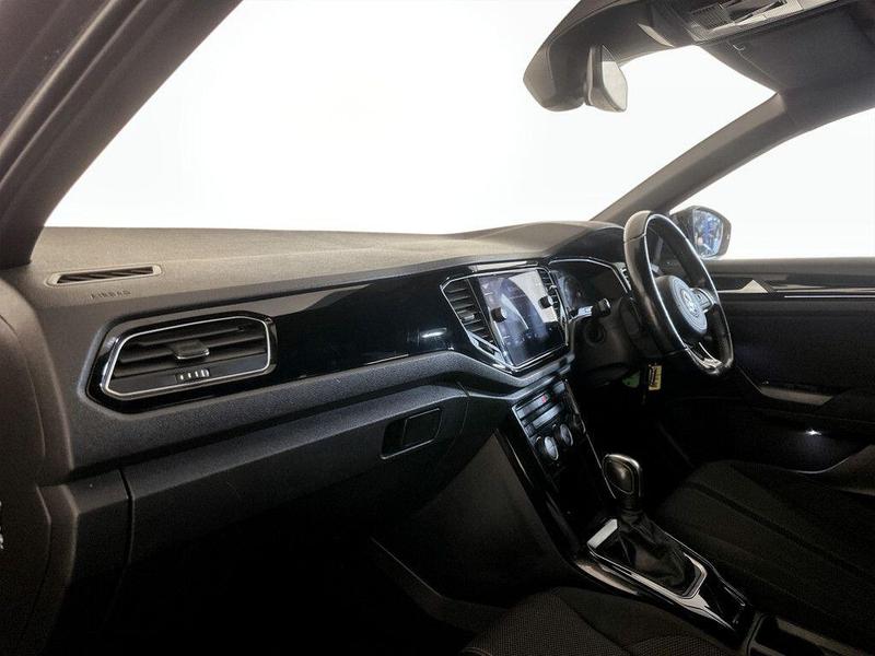 Used Volkswagen T-Roc 2021 for sale - 76382320: Photo 12