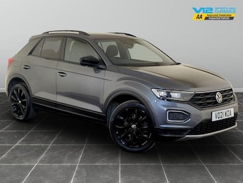 Used Volkswagen T-Roc 2021 for sale - 76382320: Photo