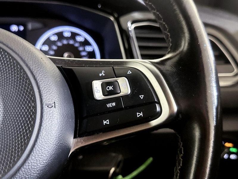 Used Volkswagen T-Roc 2021 for sale - 76382320: Photo 20