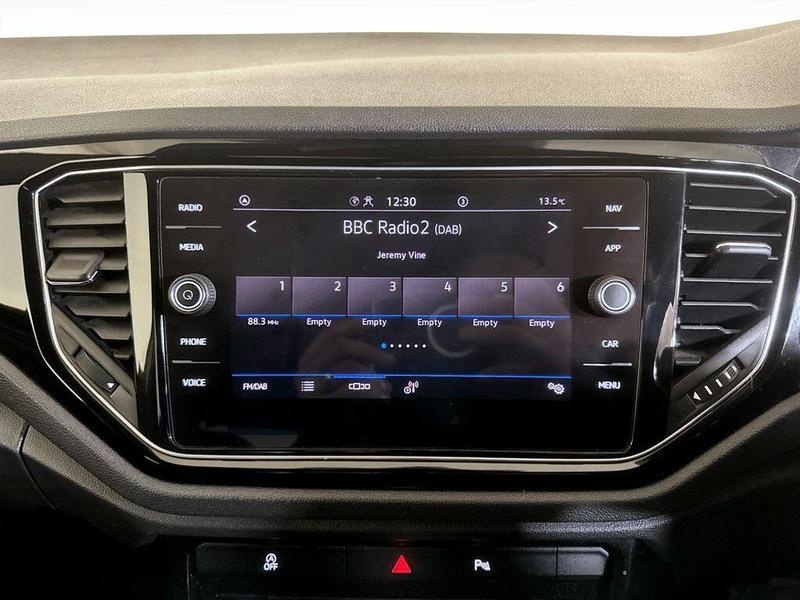 Used Volkswagen T-Roc 2021 for sale - 76382320: Photo 21