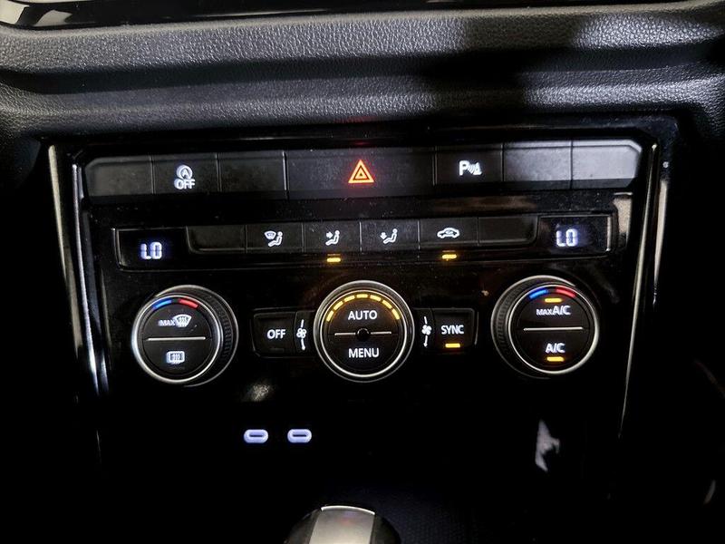 Used Volkswagen T-Roc 2021 for sale - 76382320: Photo 26