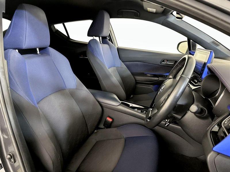 Used Toyota C-HR 2017 for sale - 76738821: Photo 13