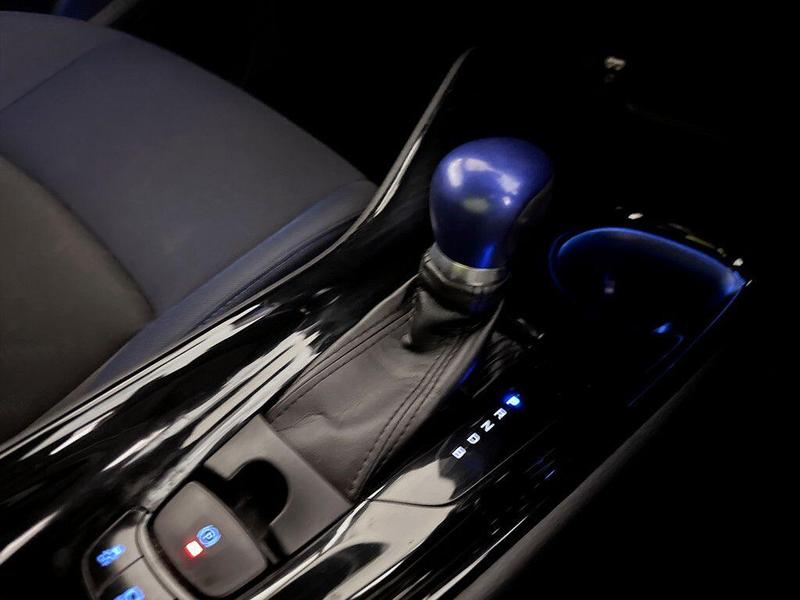 Used Toyota C-HR 2017 for sale - 76738821: Photo 25