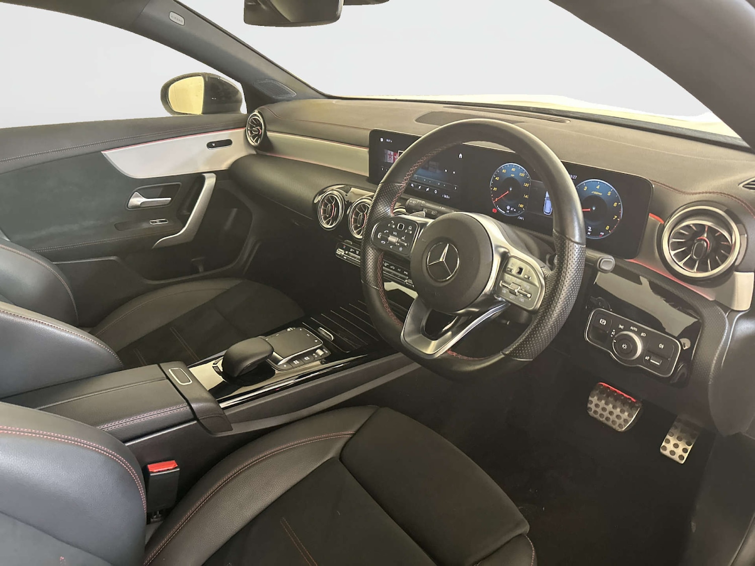 Used Mercedes-Benz CLA 2023 for sale - 77850735: Photo 16