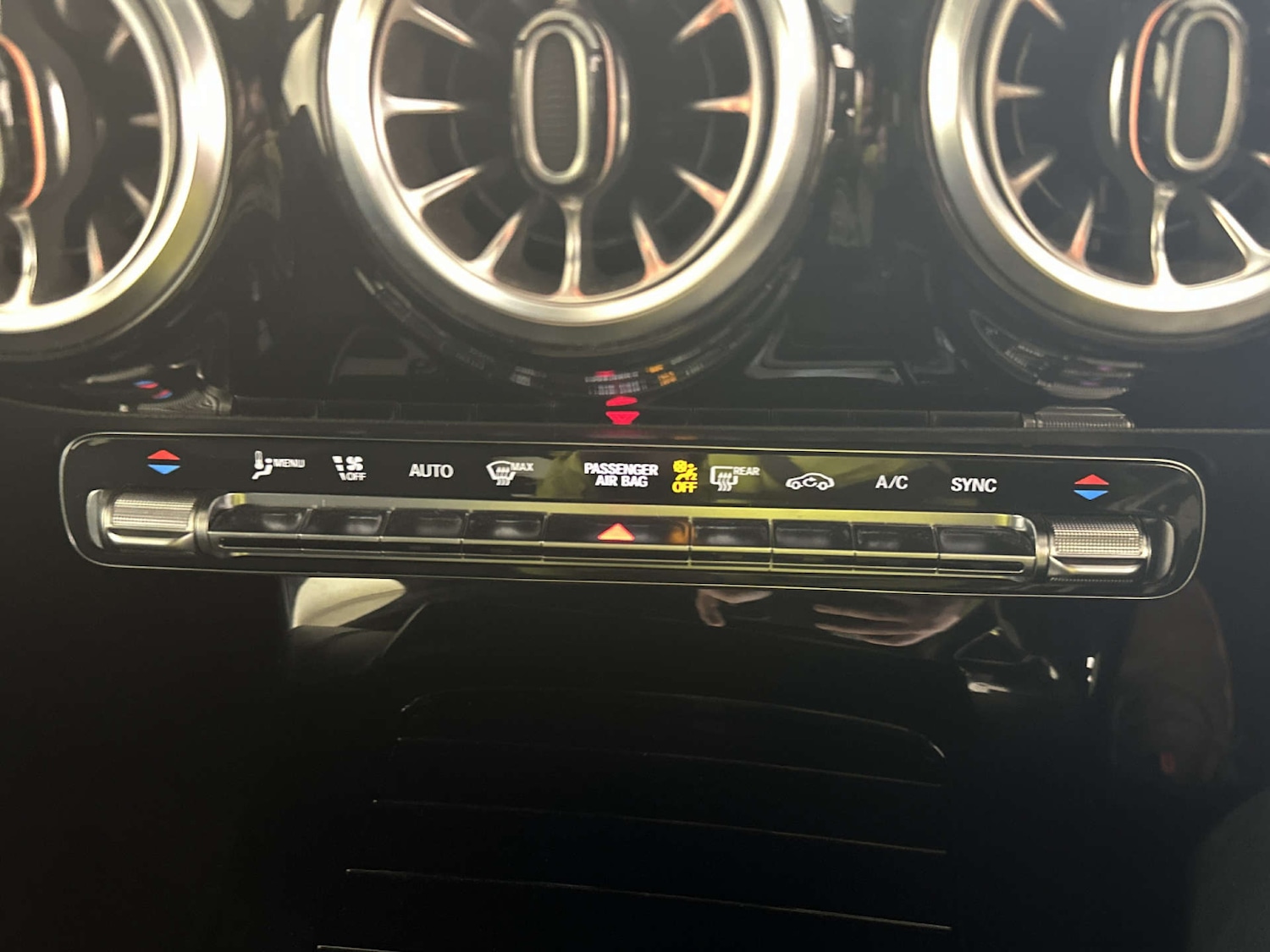 Used Mercedes-Benz CLA 2023 for sale - 77850735: Photo 26