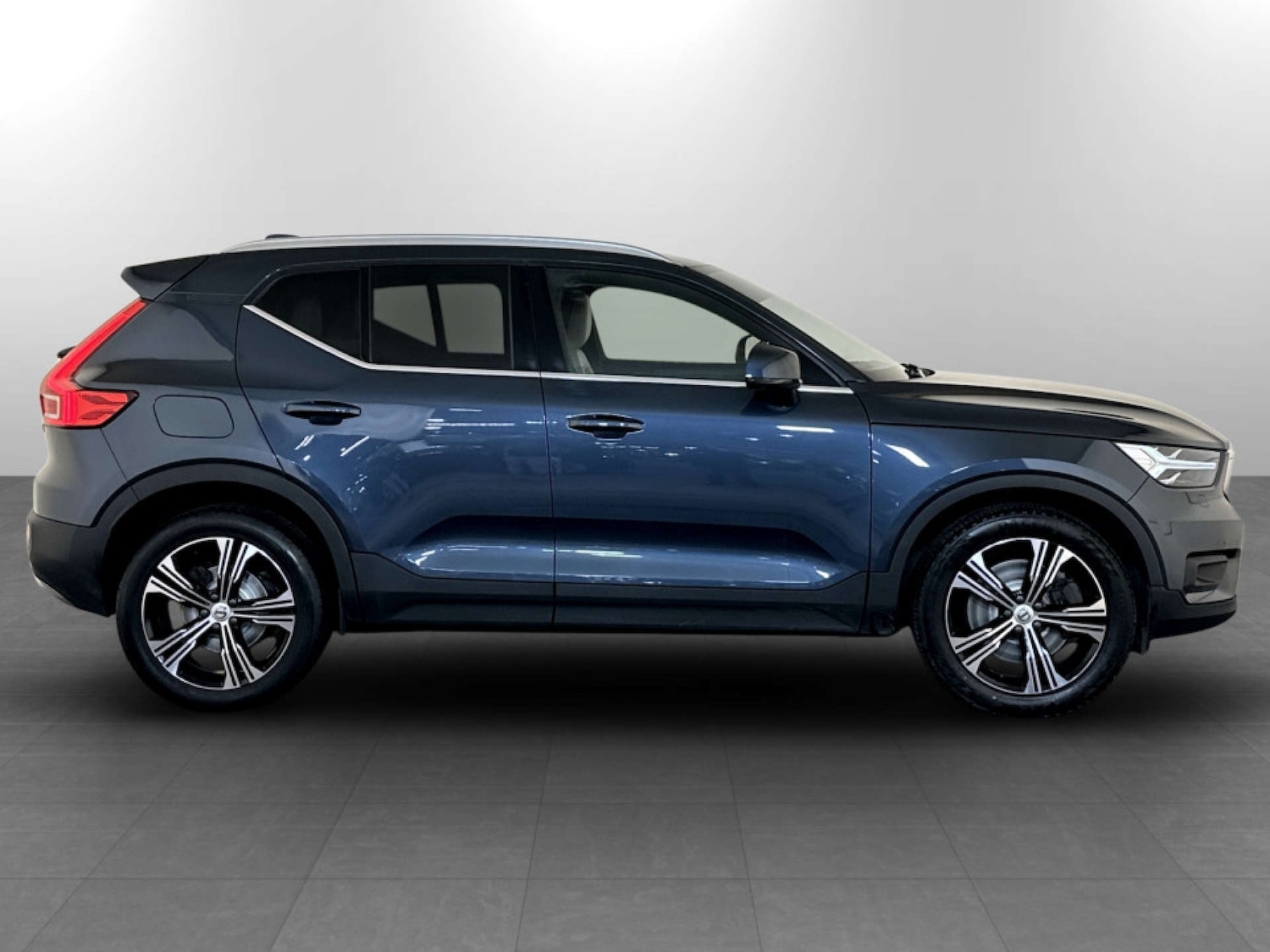 Used Volvo XC40 2021 for sale - 77640538: Photo 11