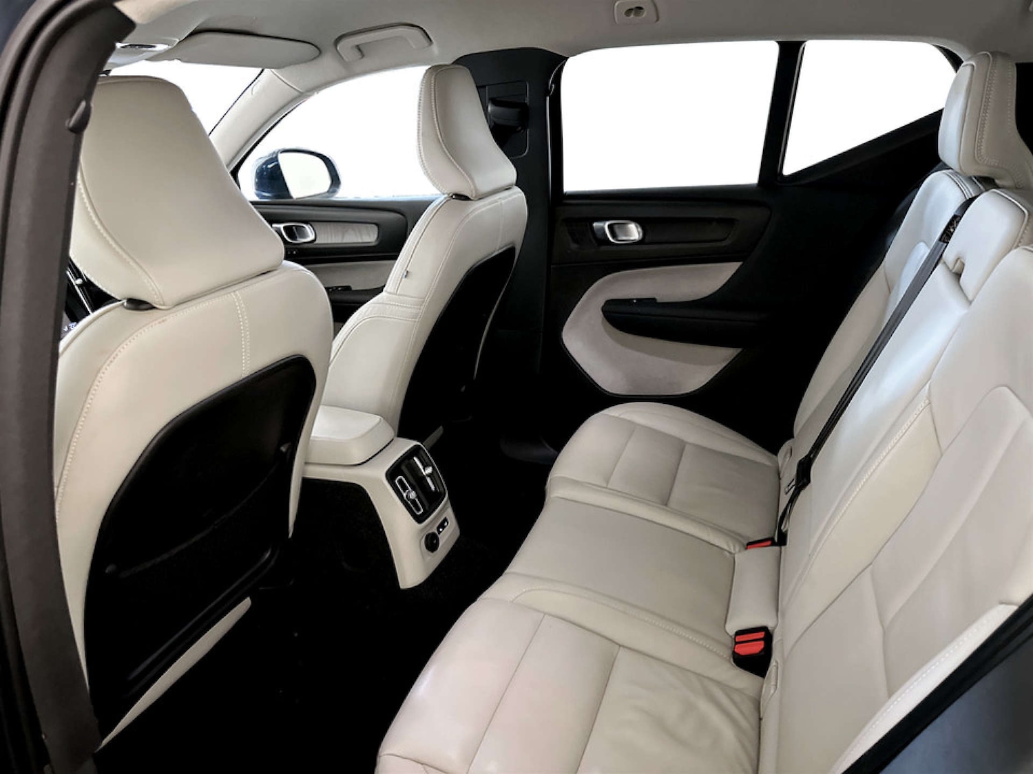 Used Volvo XC40 2021 for sale - 77640538: Photo 14