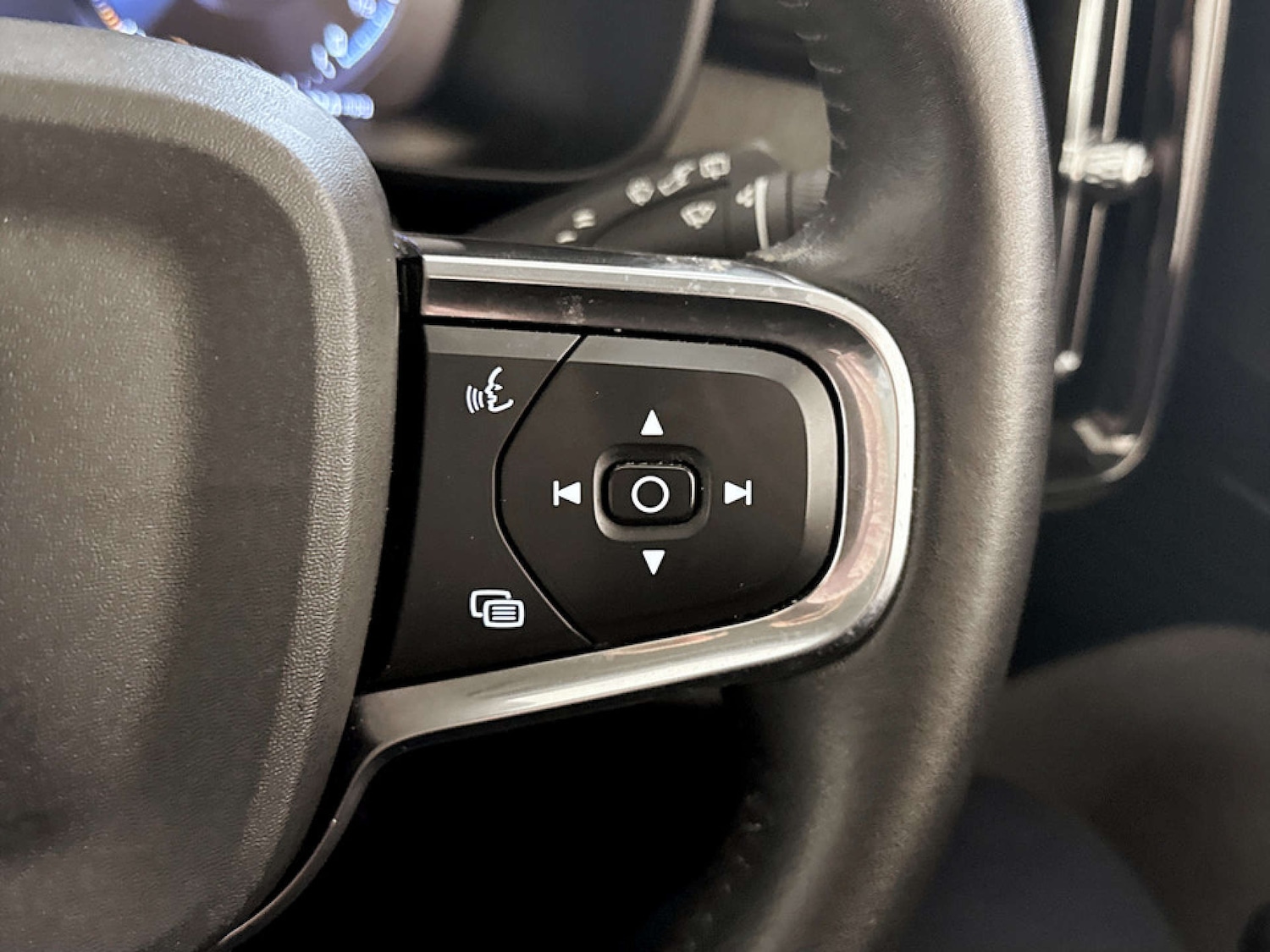 Used Volvo XC40 2021 for sale - 77640538: Photo 19