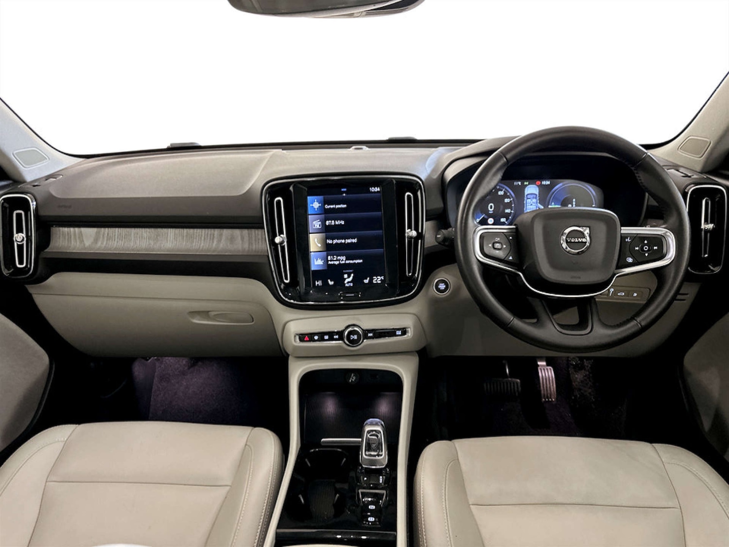 Used Volvo XC40 2021 for sale - 77640538: Photo 3