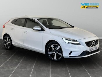 2017 - D2 [120] R DESIGN Nav Plus 5dr