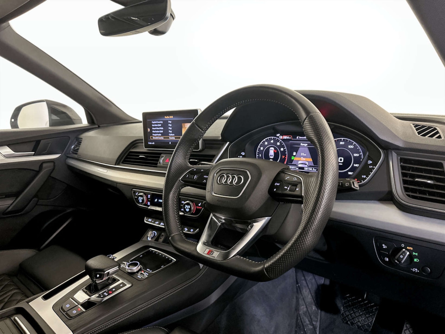 Used Audi Q5 2020 for sale - 77326034: Photo 16