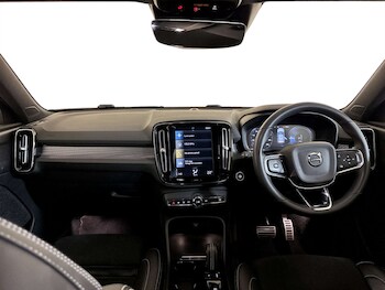 Used Volvo XC40 2022 for sale - 77422819: Photo