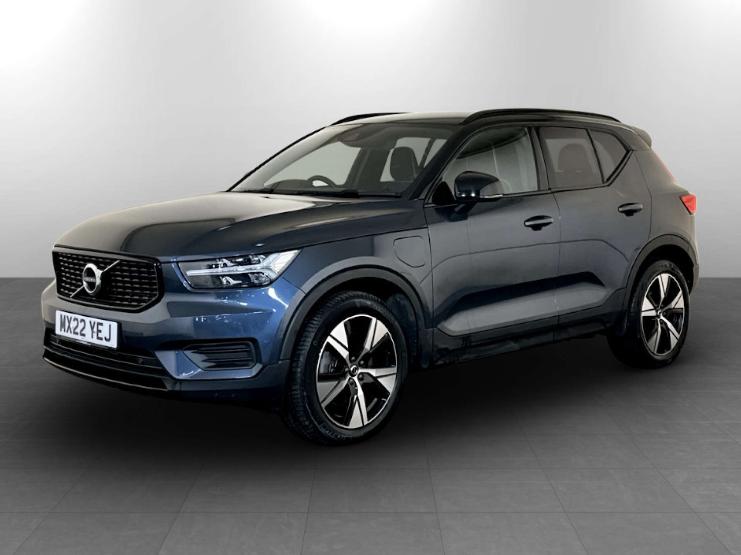 Used Volvo XC40 2022 for sale - 77422819: Photo 5