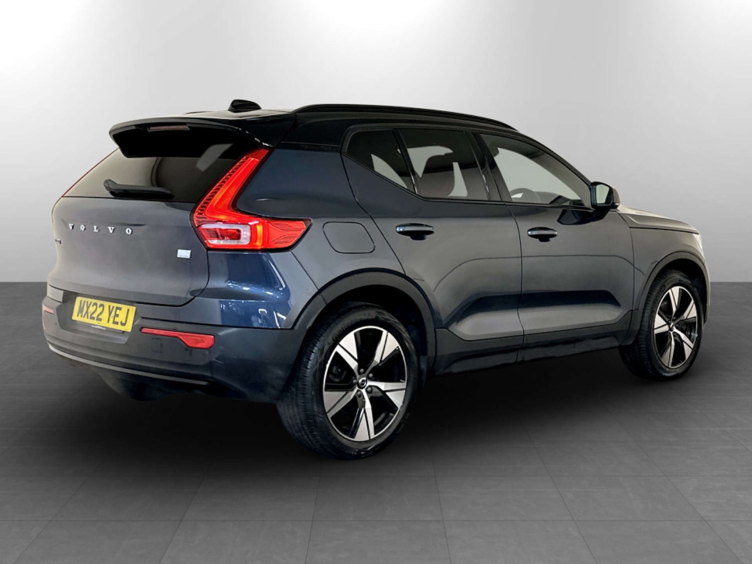 Used Volvo XC40 2022 for sale - 77422819: Photo 9