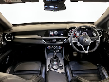 Used Alfa Romeo Stelvio 2019 for sale - 75329996: Photo