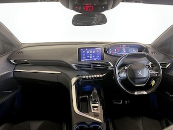 Used Peugeot 3008 2018 for sale - 75912624: Photo