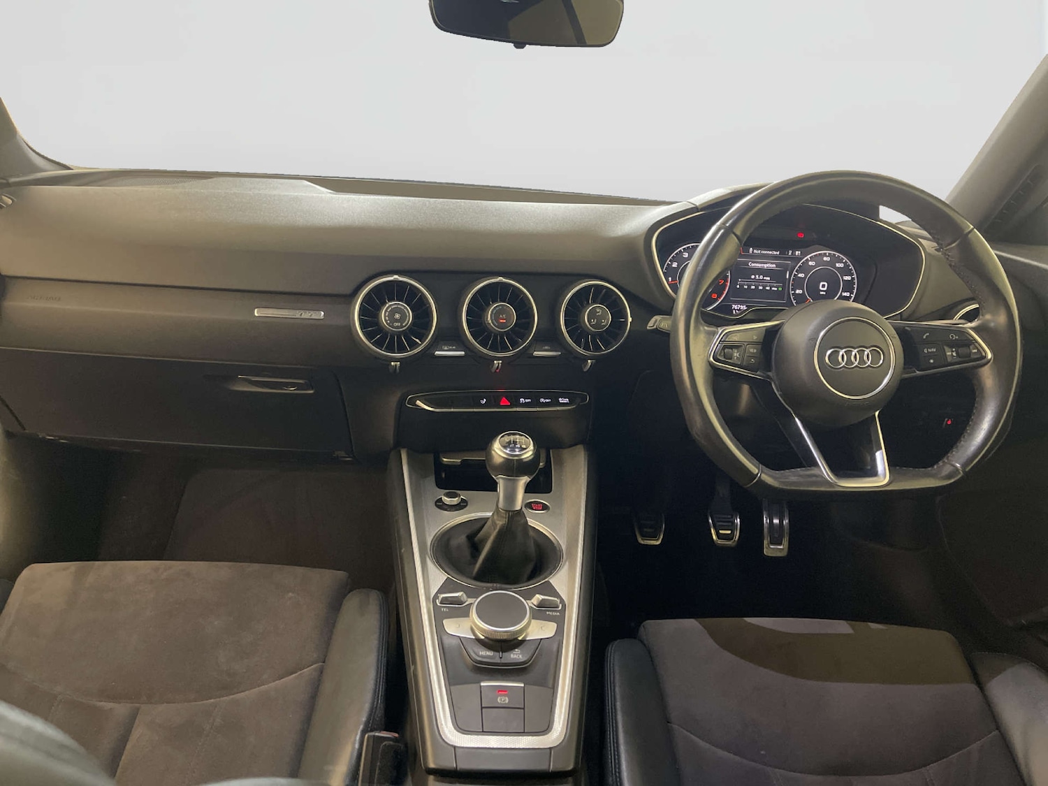 Used Audi TT 2015 for sale - 77934044: Photo 3