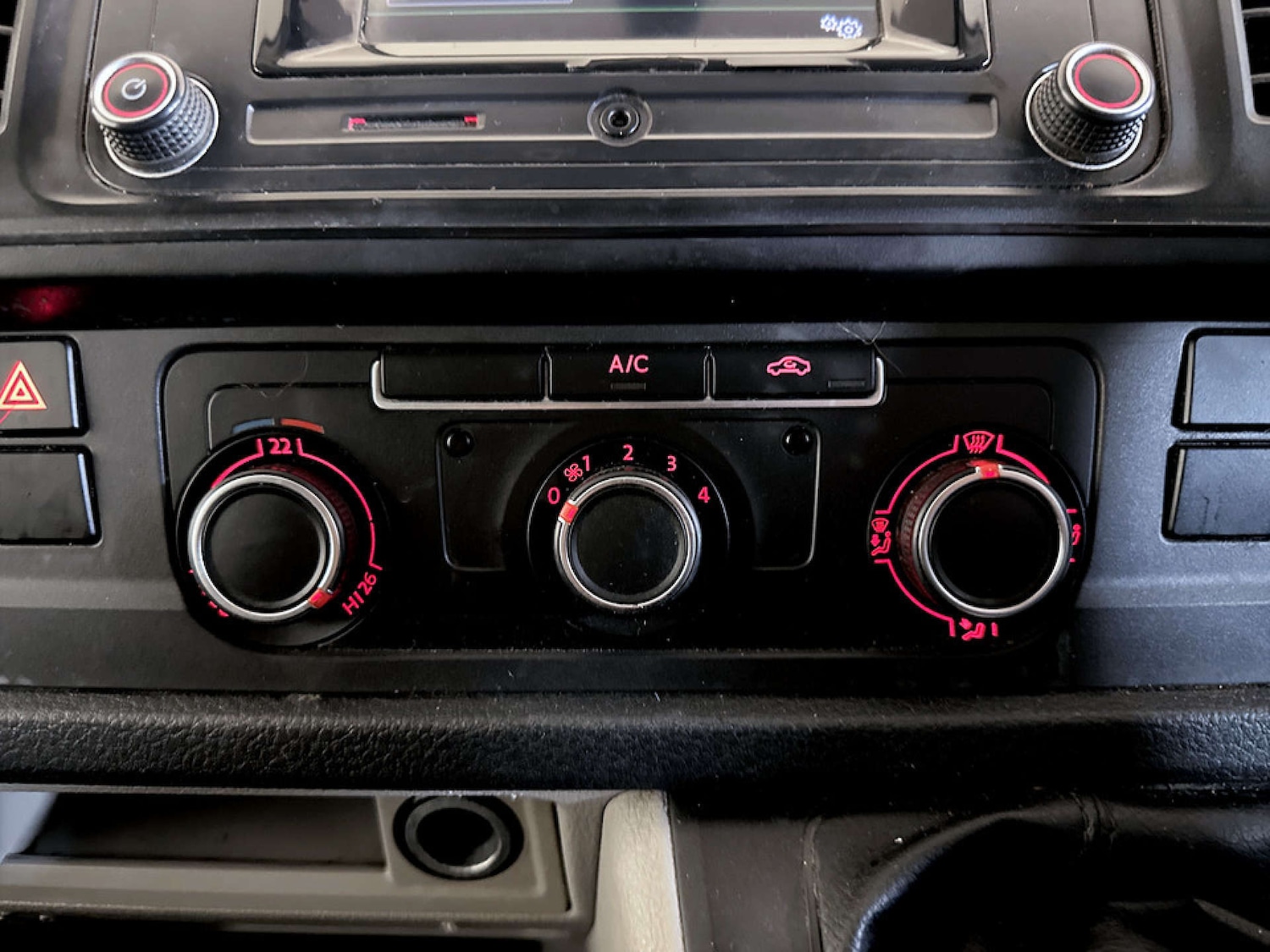 Used Volkswagen Transporter 2017 for sale - 77249286: Photo 23