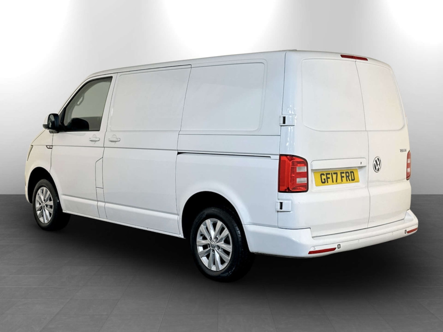 Used Volkswagen Transporter 2017 for sale - 77249286: Photo 8