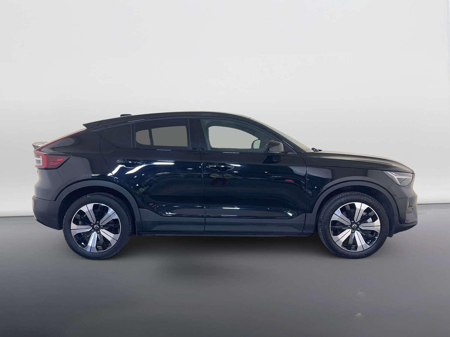 Used Volvo C40 2023 for sale - 77946363: Photo 11